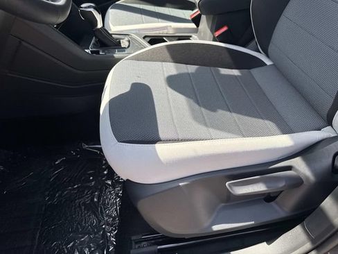 New 2026 Volkswagen Taos S FWD image 15