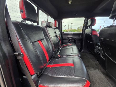 Used 2017 Ford F150 XLT w/ Equipment Group 302A Luxury AWD/4WD image 35