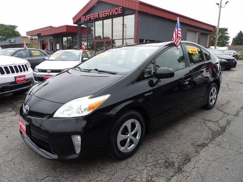 Used 2013 Toyota Prius Two image 1