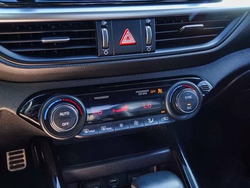 Certified 2023 Kia Forte GT-Line w/ GT-Line Technology Package image 22