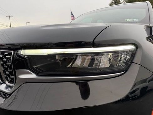 Used 2023 Jeep Grand Cherokee Summit w/ Adv Protech Group IV image 12