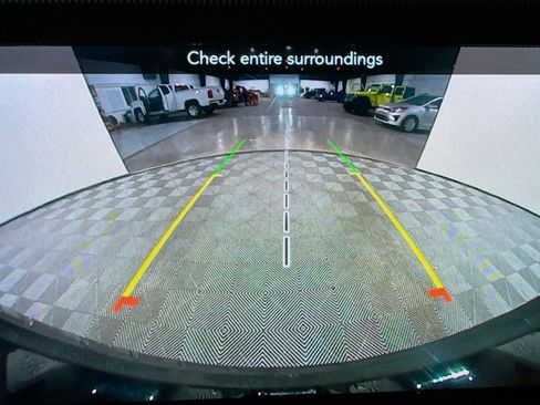 Used 2023 Jeep Wrangler Sport image 18