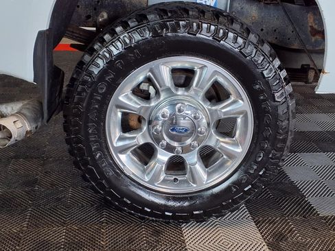 Used 2009 Ford F250 XL image 8