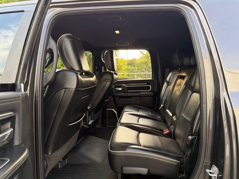 Used 2021 RAM 2500 4x4 Mega Cab Laramie image 21