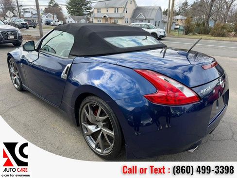 Used 2016 Nissan 370Z Touring Sport image 5