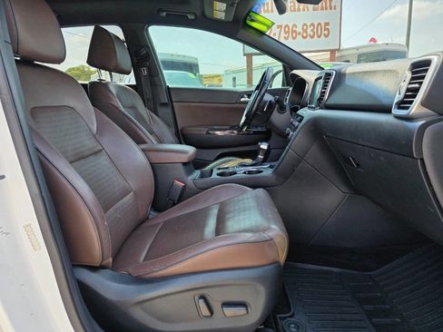 Used 2017 Kia Sportage SX image 14