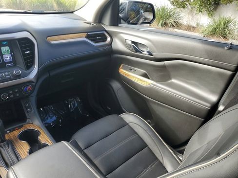 Used 2019 GMC Acadia Denali w/ Technology Package image 18