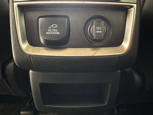 Used 2024 Kia Carnival SX FWD image 20