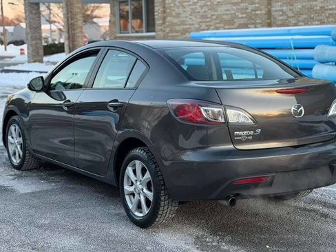 Used 2010 MAZDA MAZDA3 i Touring image 5