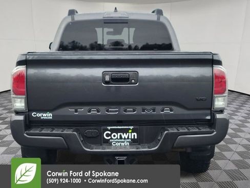 Used 2023 Toyota Tacoma TRD Sport w/ Black Out Package (TMS) AWD/4WD image 16