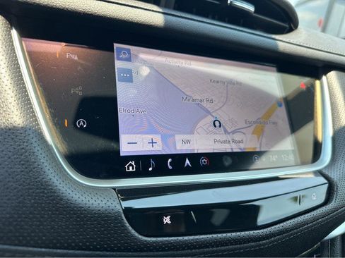 Used 2023 Cadillac XT5 Premium Luxury image 4