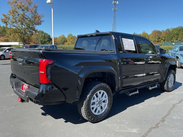 Used 2025 Toyota Tacoma SR5 AWD/4WD image 8