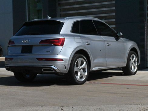 Certified 2024 Audi Q5 2.0T Premium Plus w/ Premium Plus Package image 9