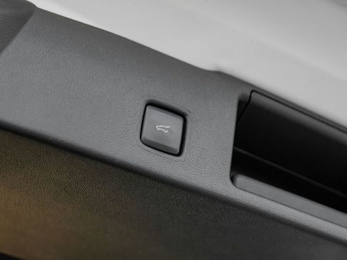 Used 2025 Ford Escape ST-Line image 59