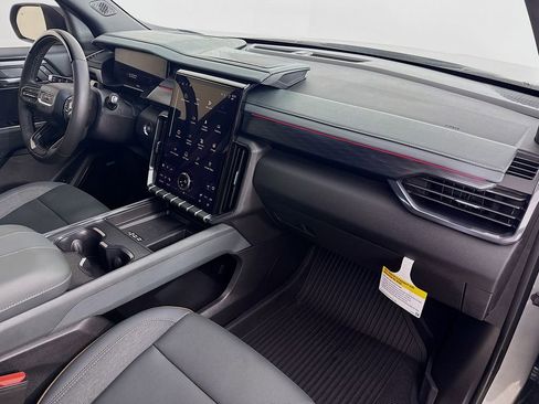 New 2026 GMC Acadia AT4 w/ Super Cruise Package image 35