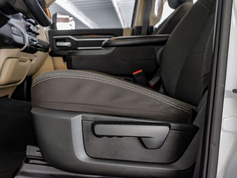 Used 2022 RAM 3500 Big Horn image 30