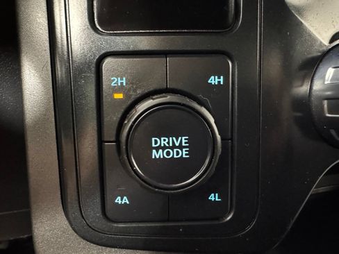 Used 2025 Ford F150 Lariat w/ Equipment Group 501A Mid AWD/4WD image 28