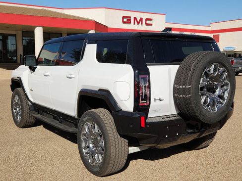 New 2025 GMC Hummer EV 3X image 3
