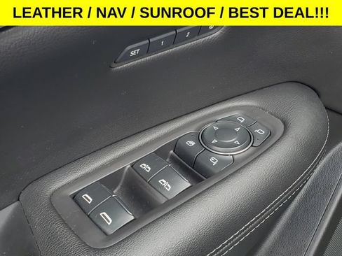 Used 2020 Cadillac XT5 Premium Luxury AWD/4WD image 15