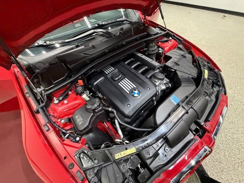 Used 2007 BMW 328i Convertible image 40