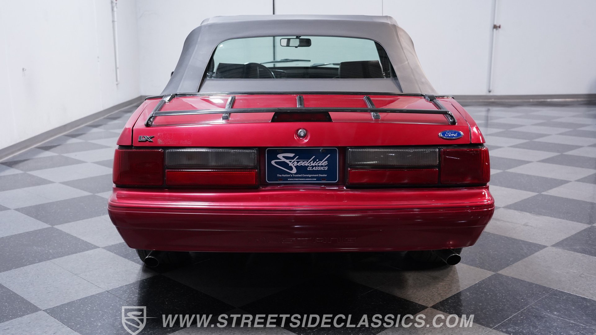 Used 1993 Ford Mustang LX RWD image 10