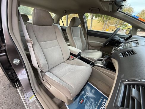 Used 2010 Honda Civic LX image 23