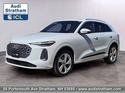 Certified 2025 Audi Q5 Premium w/ Premium Plus AWD/4WD image 1
