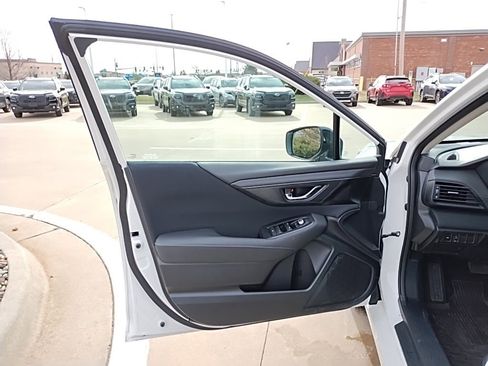 Used 2025 Subaru Legacy Premium w/ Popular Package #1A image 17