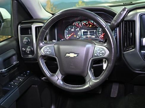 Used 2018 Chevrolet Silverado 1500 LT w/ LT Eassist Package image 60