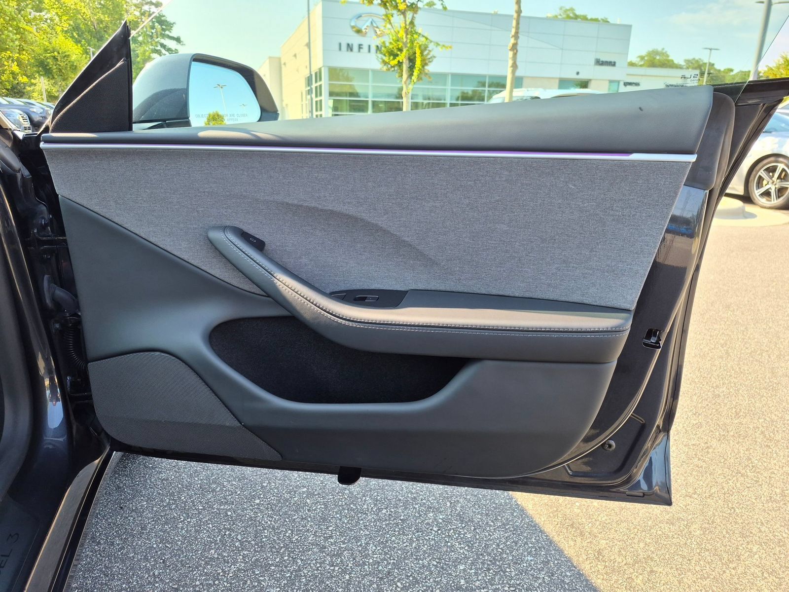 Used 2025 Tesla Model 3 Long Range RWD image 34
