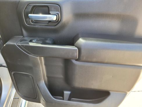 Used 2022 Chevrolet Silverado 1500 Custom w/ LPO, Dark Essentials Package RWD image 12