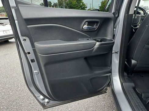 Used 2019 Honda Ridgeline Sport image 19