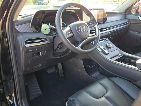Used 2023 Hyundai Palisade Limited FWD image 26