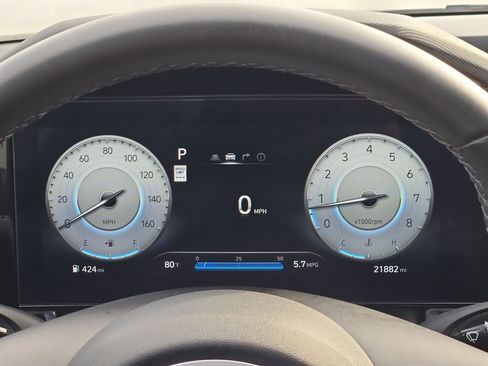 Used 2025 Hyundai Elantra SEL FWD image 22