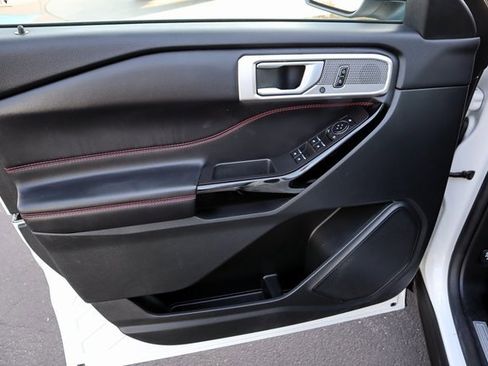 Certified 2023 Ford Explorer ST-Line w/ Class IV Trailer Tow Package image 29