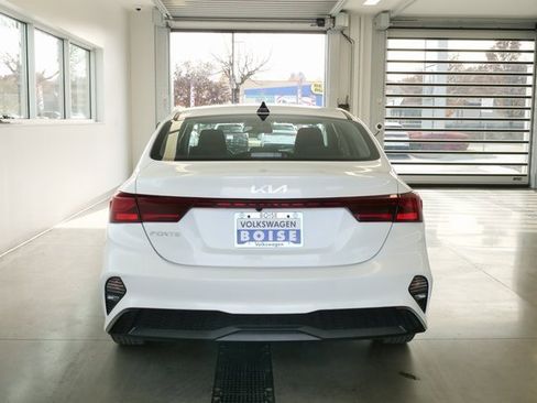 Used 2022 Kia Forte LXS image 5