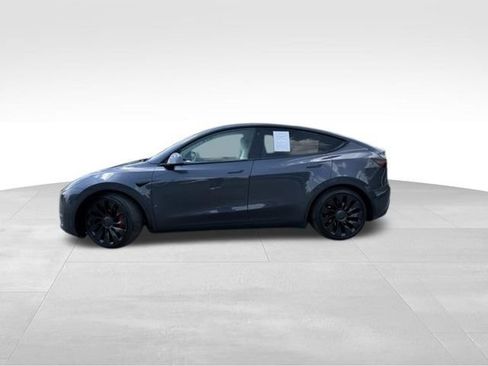 Used 2022 Tesla Model Y Performance AWD/4WD image 6