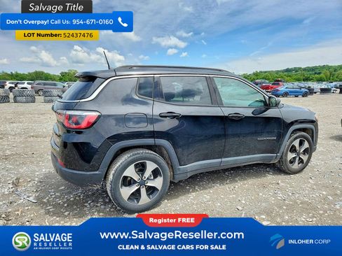 Used 2017 Jeep Compass Latitude w/ Popular Equipment Group FWD image 4