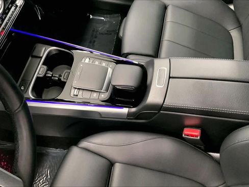 Certified 2023 Mercedes-Benz GLB 250 image 26