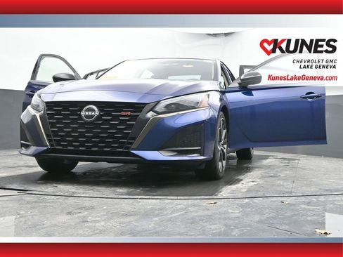 Used 2024 Nissan Altima 2.5 SR image 66