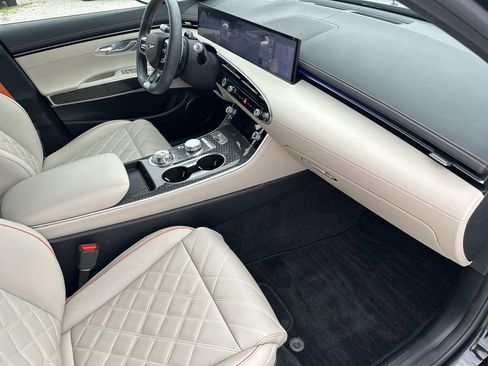 Used 2026 Genesis GV70 3.5T Sport Prestige image 40