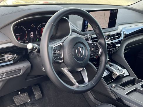 Certified 2025 Acura MDX FWD image 17