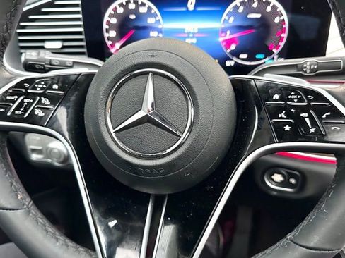 Certified 2025 Mercedes-Benz GLE 350 4MATIC image 15
