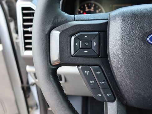 Used 2018 Ford F150 XLT w/ Equipment Group 302A Luxury AWD/4WD image 24