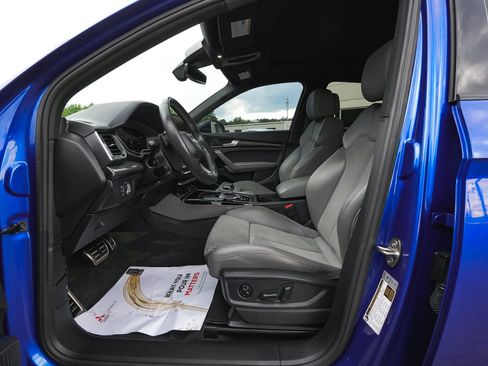 Used 2023 Audi SQ5 Premium Plus w/ Premium Plus Package AWD/4WD image 32