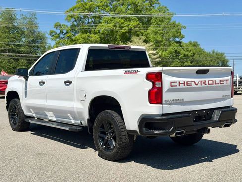 Used 2019 Chevrolet Silverado 1500 Custom Trail Boss w/ Custom Convenience Package AWD/4WD image 5