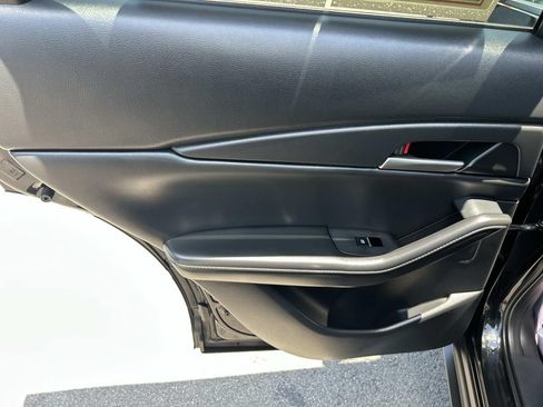 Used 2023 MAZDA CX-30 AWD 2.5 S w/ Select Package image 26