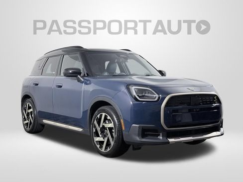 Used 2025 MINI Cooper Countryman SE AWD/4WD image 3