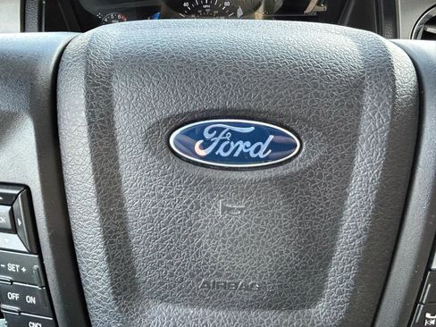 Used 2015 Ford Expedition EL XLT w/ Equipment Group 202A RWD image 23