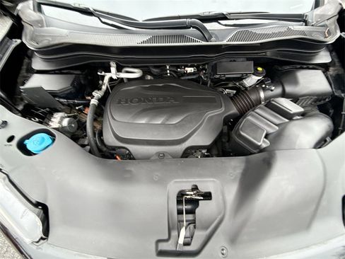 Used 2022 Honda Pilot TrailSport image 18